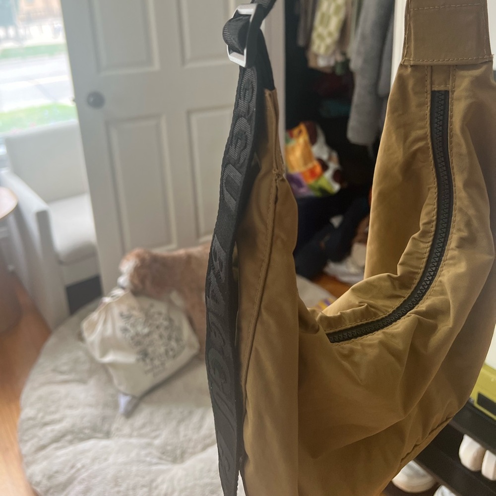 Baggu medium crescent bag